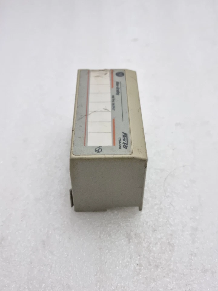 AllenBradley 1794-OA8 FlexIo Output Module Ser A Made In U.S.A